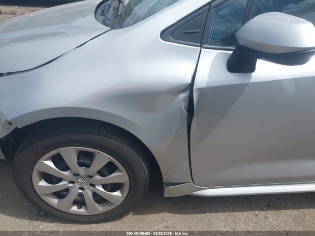 5YFEPMAE7NP341007 Toyota COROLLA LE