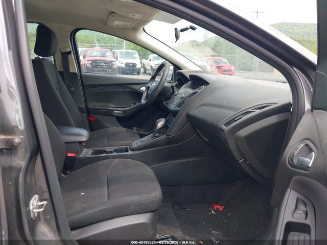 45198521 :رقم المزاد ، 1FADP3K2XJL255046 vin ، 2018 Ford Focus Se مزاد بيع