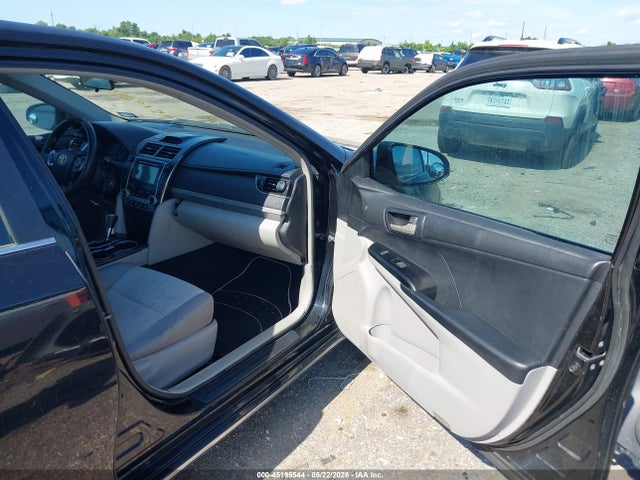 45198544 :رقم المزاد ، 4T4BF1FK4CR253925 vin ، 2012 Toyota Camry Le مزاد بيع