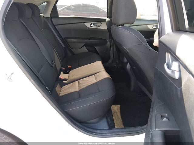 KIA Forte Lxs 2019 3KPF24AD1KE019521 Image 8