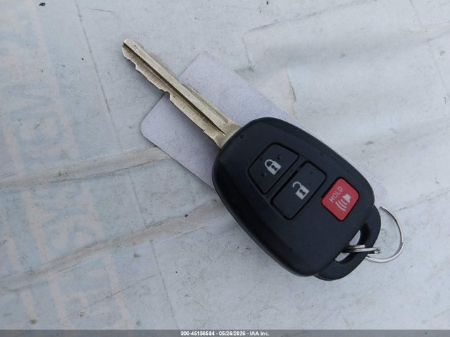 JTDKDTB31G1132016 Toyota Prius C One