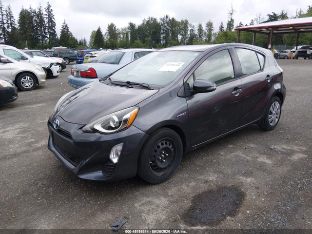 JTDKDTB31G1132016 Toyota Prius C One