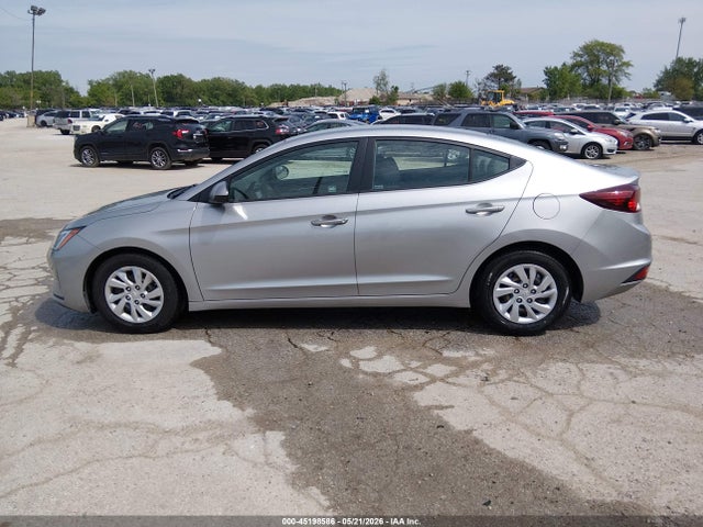 Продажа на аукционе авто 2020 Hyundai Elantra Se, vin: 5NPD74LF0LH610833, номер лота: 45198586