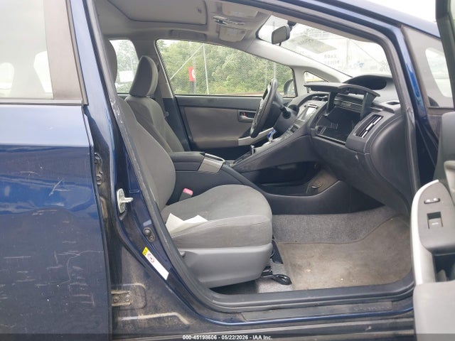 45198606 :رقم المزاد ، JTDKN3DU2D1724572 vin ، 2013 Toyota Prius Three مزاد بيع