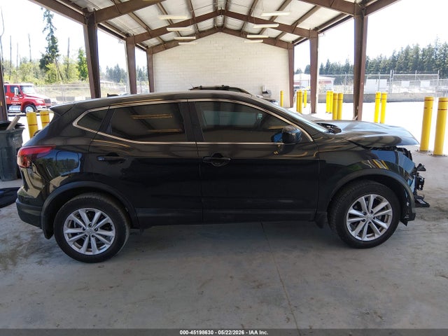 JN1BJ1CP0HW033791 Nissan Rogue Sport S