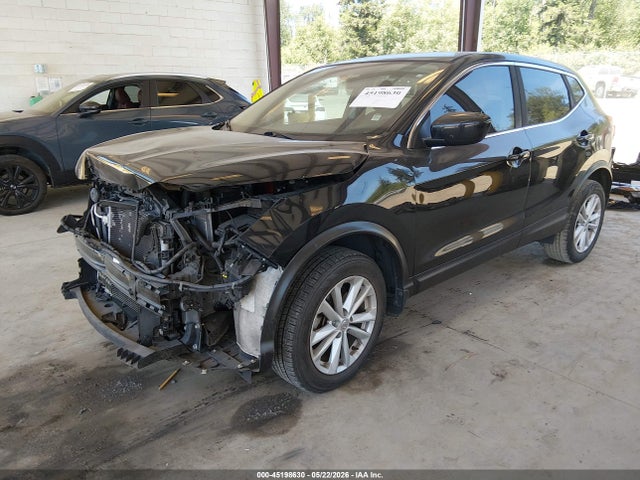 JN1BJ1CP0HW033791 Nissan Rogue Sport S