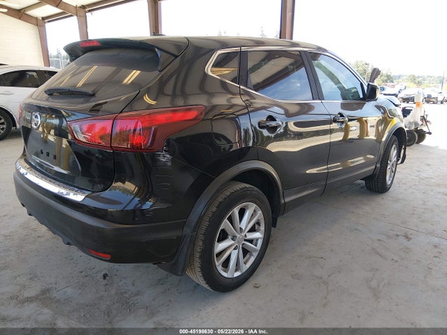 JN1BJ1CP0HW033791 Nissan Rogue Sport S