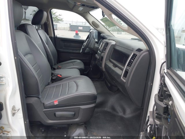 Продажа на аукционе авто 2023 Ram 1500 Classic Tradesman  4x2 6'4 Box, vin: 1C6RR6FG1PS592938, номер лота: 45198633