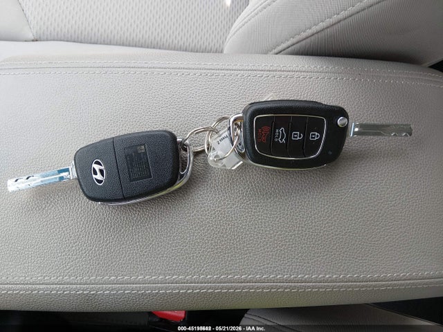 2018 Hyundai Sonata Eco მანქანა იყიდება აუქციონზე, vin: 5NPE24AA5JH698205, აუქციონის ნომერი: 45198642
