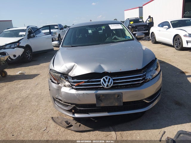 2013 Volkswagen Passat 2.5l Se მანქანა იყიდება აუქციონზე, vin: 1VWBP7A32DC021102, აუქციონის ნომერი: 45198688