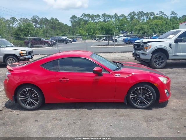 45198690 :رقم المزاد ، JF1ZNAA11E8706088 vin ، 2014 Scion Fr-s مزاد بيع