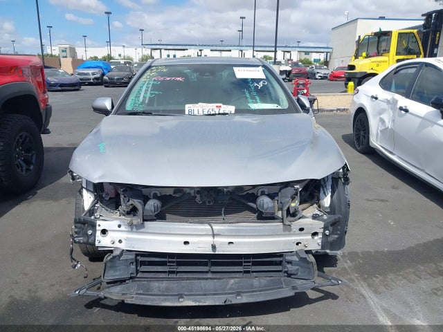 4T1B21HK5KU520877 Toyota Camry Hybrid Xle