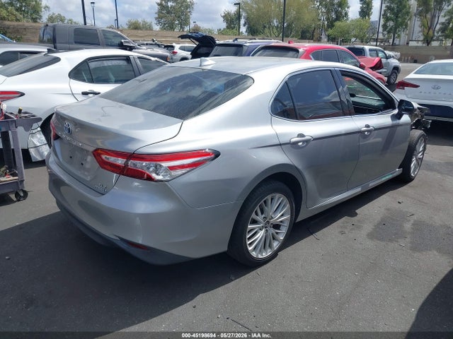 4T1B21HK5KU520877 Toyota Camry Hybrid Xle