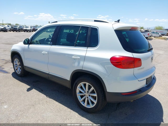 Продаж на аукціоні авто 2017 Volkswagen Tiguan 2.0t Wolfsburg Edition, vin: WVGRV7AX8HK003205, номер лоту: 45198697