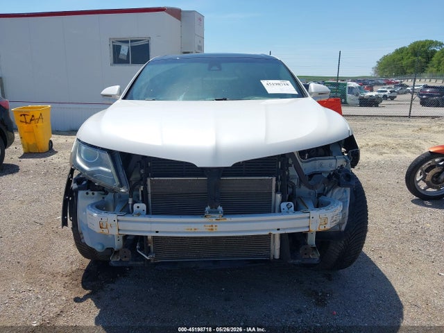 45198718 :رقم المزاد ، 2LMPJ8LR7JBL31484 vin ، 2018 Lincoln Mkx Reserve مزاد بيع
