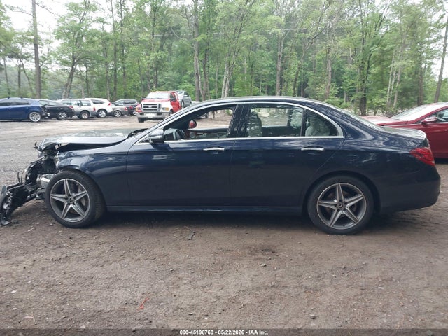 45198760 :رقم المزاد ، WDDZF4KB6KA512862 vin ، 2019 Mercedes-benz E 300 4matic مزاد بيع