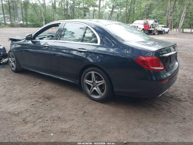 45198760 :رقم المزاد ، WDDZF4KB6KA512862 vin ، 2019 Mercedes-benz E 300 4matic مزاد بيع