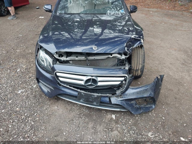 45198760 :رقم المزاد ، WDDZF4KB6KA512862 vin ، 2019 Mercedes-benz E 300 4matic مزاد بيع