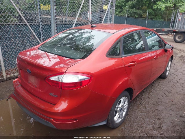 45198784 :رقم المزاد ، 3FADP4BJ7KM139316 vin ، 2019 Ford Fiesta Se مزاد بيع