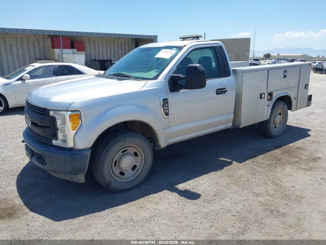 Ford F-350 Xl 2017 1FDRF3A68HEE35689 Image 2