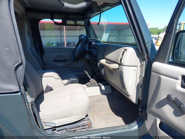 2003 Jeep Wrangler Sahara მანქანა იყიდება აუქციონზე, vin: 1J4FA59S43P376862, აუქციონის ნომერი: 45198821