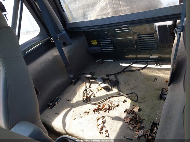 2003 Jeep Wrangler Sahara მანქანა იყიდება აუქციონზე, vin: 1J4FA59S43P376862, აუქციონის ნომერი: 45198821