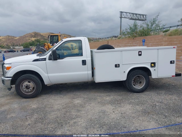 Продажа на аукционе авто 2016 Ford F-350 Chassis Xl, vin: 1FDRF3G67GEC86665, номер лота: 45198865