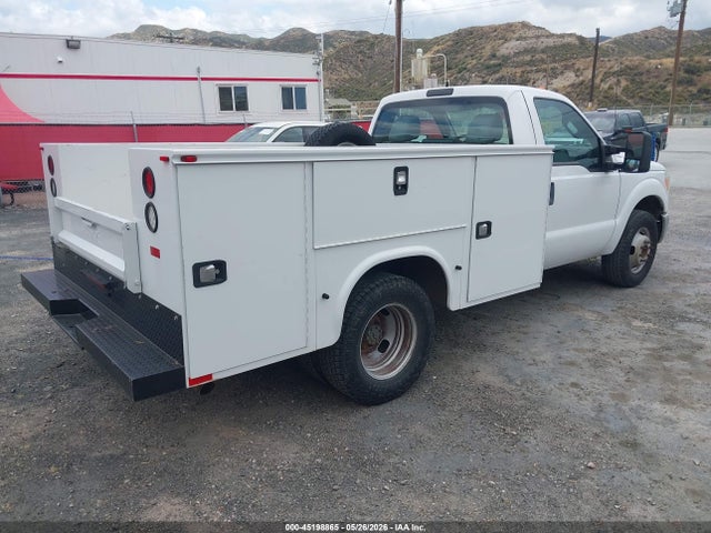 Продажа на аукционе авто 2016 Ford F-350 Chassis Xl, vin: 1FDRF3G67GEC86665, номер лота: 45198865