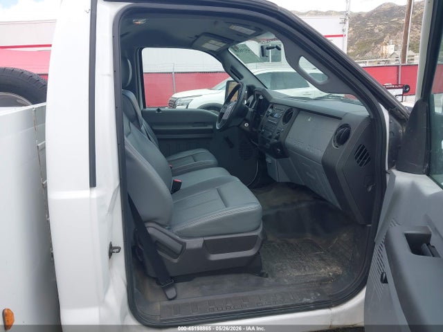 Продажа на аукционе авто 2016 Ford F-350 Chassis Xl, vin: 1FDRF3G67GEC86665, номер лота: 45198865