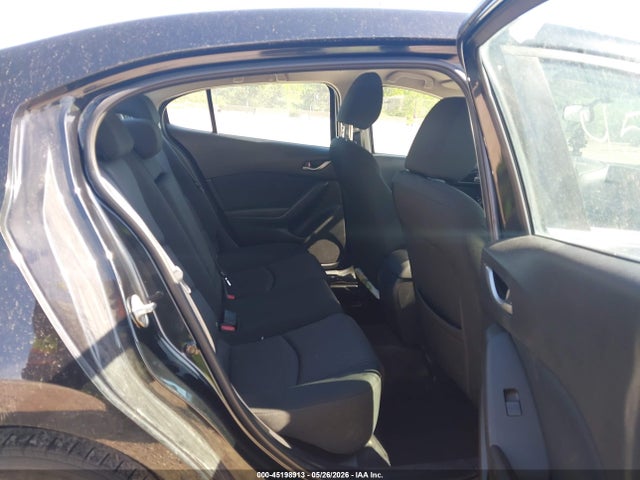 45198913 :رقم المزاد ، 3MZBM1V70FM204096 vin ، 2015 Mazda Mazda3 I Touring مزاد بيع