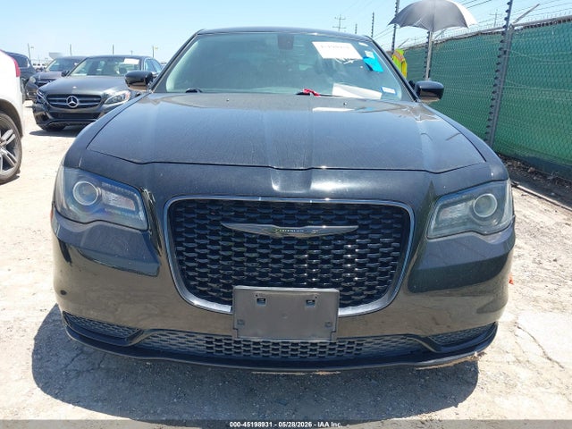 Продаж на аукціоні авто 2020 Chrysler 300 Touring, vin: 2C3CCAAG5LH202956, номер лоту: 45198931