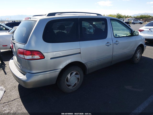 Продажа на аукционе авто 2001 Toyota Sienna Xle, vin: 4T3ZF13C21U386693, номер лота: 45198950