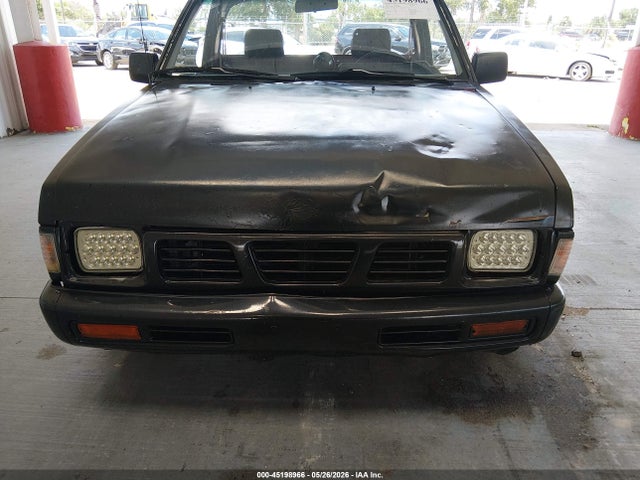 45198966 :رقم المزاد ، 1N6SD11S7PC448809 vin ، 1993 Nissan Truck Short Wheelbase مزاد بيع