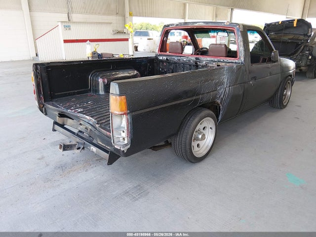 45198966 :رقم المزاد ، 1N6SD11S7PC448809 vin ، 1993 Nissan Truck Short Wheelbase مزاد بيع