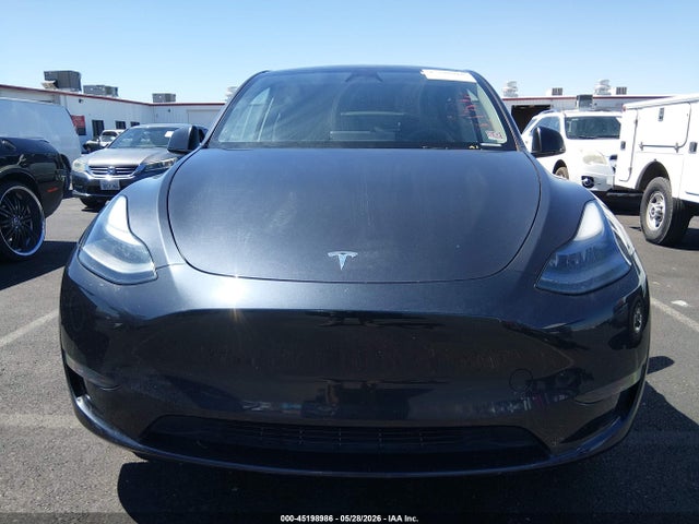 Продаж на аукціоні авто 2024 Tesla Model Y Long Range Dual Motor All-wheel Drive, vin: 7SAYGAEE5RF112142, номер лоту: 45198986