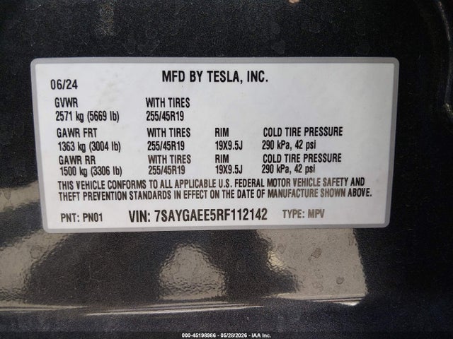 Продаж на аукціоні авто 2024 Tesla Model Y Long Range Dual Motor All-wheel Drive, vin: 7SAYGAEE5RF112142, номер лоту: 45198986