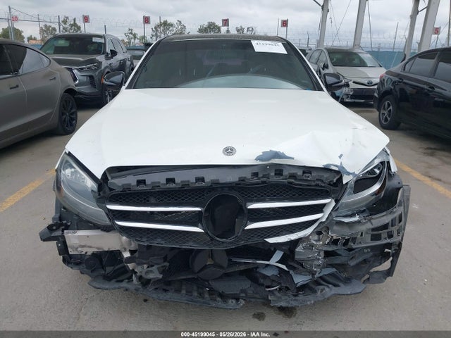 Mercedes-Benz C 300 2018 55SWF4JB0JU263879 Image 12