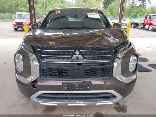2022 Mitsubishi Outlander Sel 2.5 2wd/sel Special Edition 2wd მანქანა იყიდება აუქციონზე, vin: JA4J3VA84NZ091896, აუქციონის ნომერი: 45199060