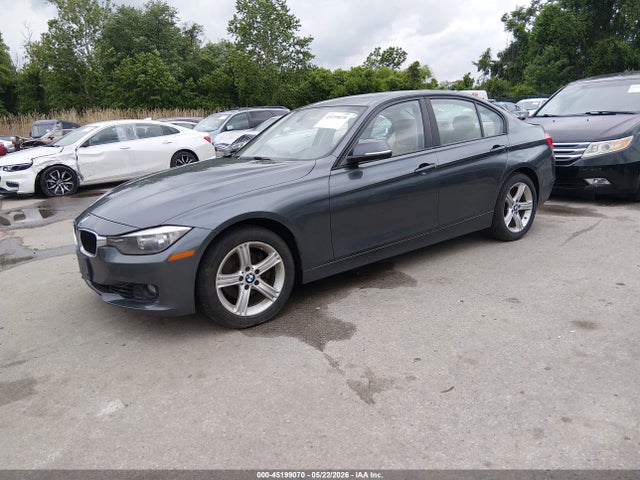2013 Bmw 328i Xdrive მანქანა იყიდება აუქციონზე, vin: WBA3B5G51DNS04141, აუქციონის ნომერი: 45199070