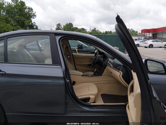 2013 Bmw 328i Xdrive მანქანა იყიდება აუქციონზე, vin: WBA3B5G51DNS04141, აუქციონის ნომერი: 45199070