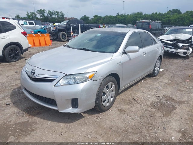 2010 Toyota Camry Hybrid მანქანა იყიდება აუქციონზე, vin: 4T1BB3EK7AU118504, აუქციონის ნომერი: 45199129