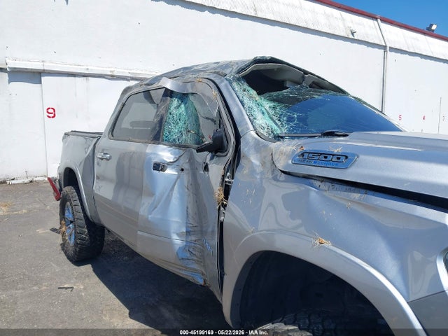 1C6SRFJT1MN808450 RAM 1500 Laramie 4x4 5&#039;7 Box