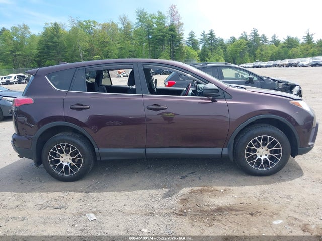 2T3BFREV9JW794042 Toyota RAV4 LE