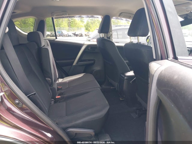 2T3BFREV9JW794042 Toyota RAV4 LE