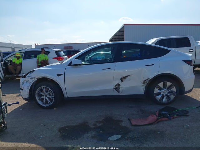 Продаж на аукціоні авто 2023 Tesla Model Y Awd/long Range Dual Motor All-wheel Drive, vin: 7SAYGDEE8PA045841, номер лоту: 45199220