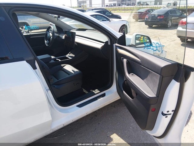 Продаж на аукціоні авто 2023 Tesla Model Y Awd/long Range Dual Motor All-wheel Drive, vin: 7SAYGDEE8PA045841, номер лоту: 45199220