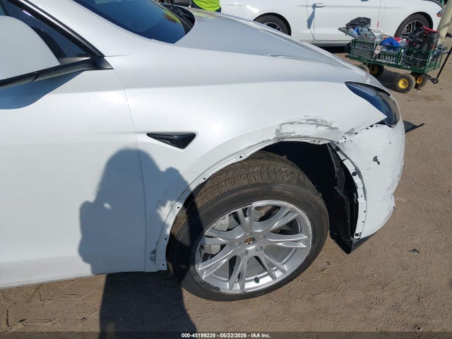Продаж на аукціоні авто 2023 Tesla Model Y Awd/long Range Dual Motor All-wheel Drive, vin: 7SAYGDEE8PA045841, номер лоту: 45199220