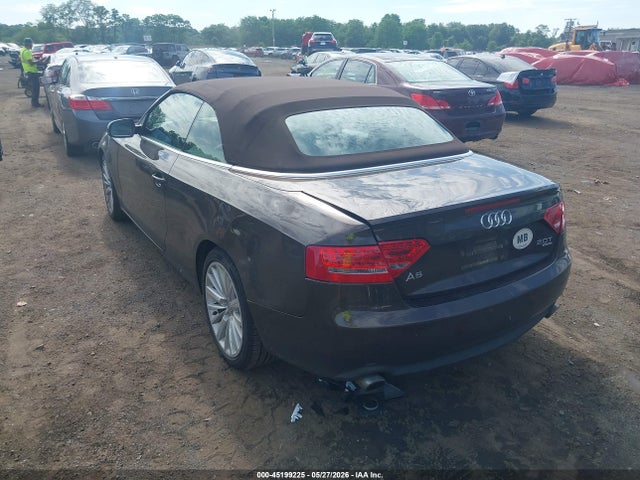 45199225 :رقم المزاد ، WAULFAFH0CN001653 vin ، 2012 Audi A5 2.0t Premium مزاد بيع
