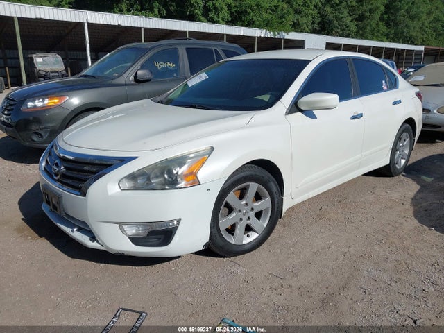 Продажа на аукционе авто 2015 Nissan Altima 2.5 S, vin: 1N4AL3APXFC591234, номер лота: 45199237