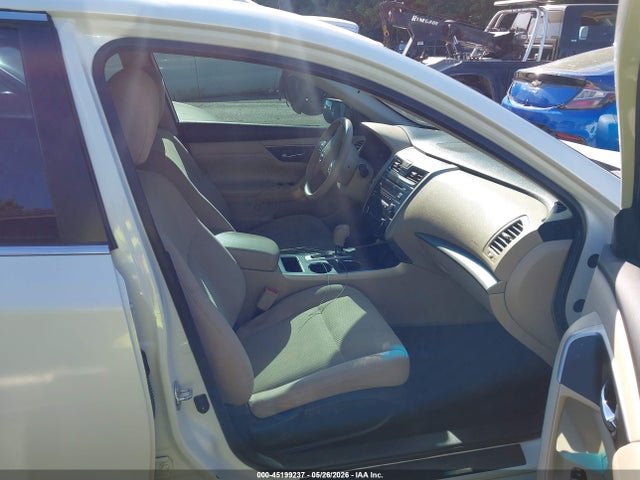 Продажа на аукционе авто 2015 Nissan Altima 2.5 S, vin: 1N4AL3APXFC591234, номер лота: 45199237